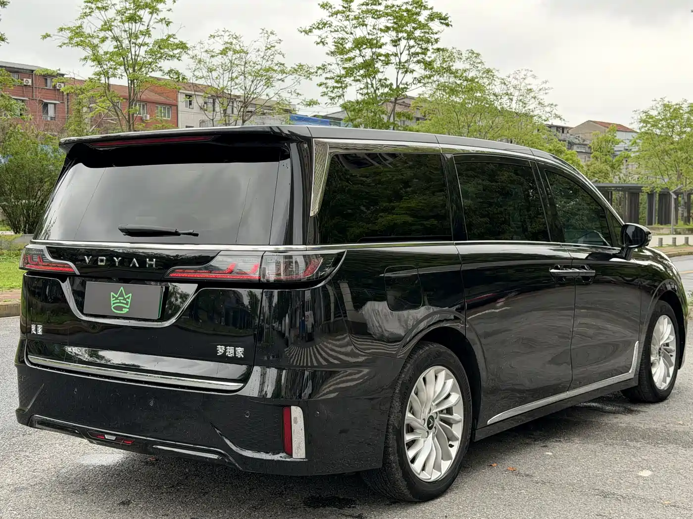 Voyah Auto Voyah Dreamer 2024 PHEV Extended Range Premium Edition фото 15