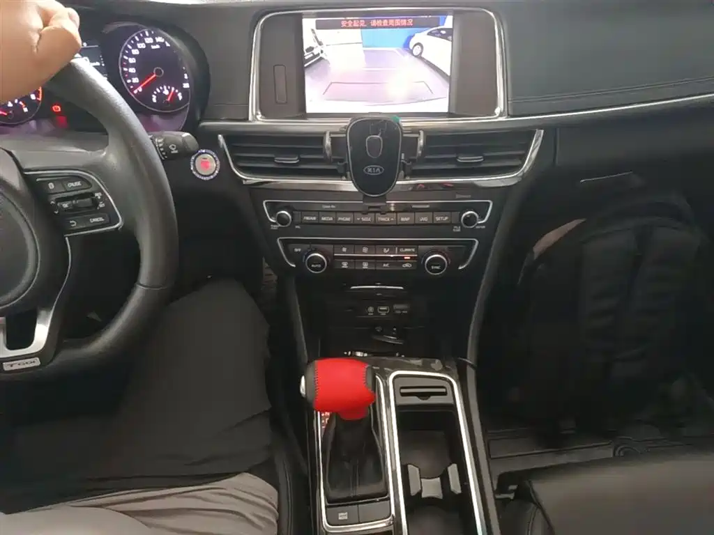 Kia K5 2016 1.6T Automatic LUX фото 14