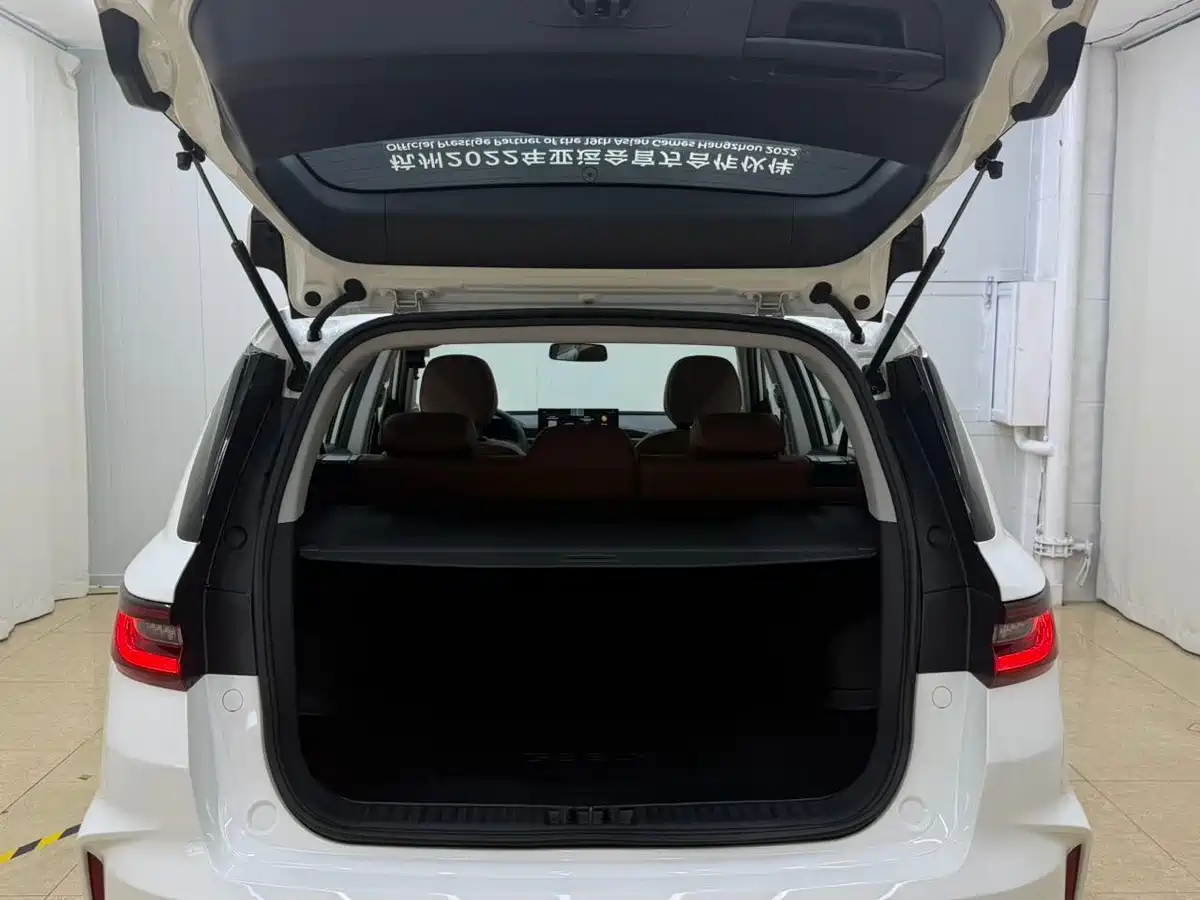 Geely Emgrand X6 2023 2021 Model PRO 1.4T Automatic Premium