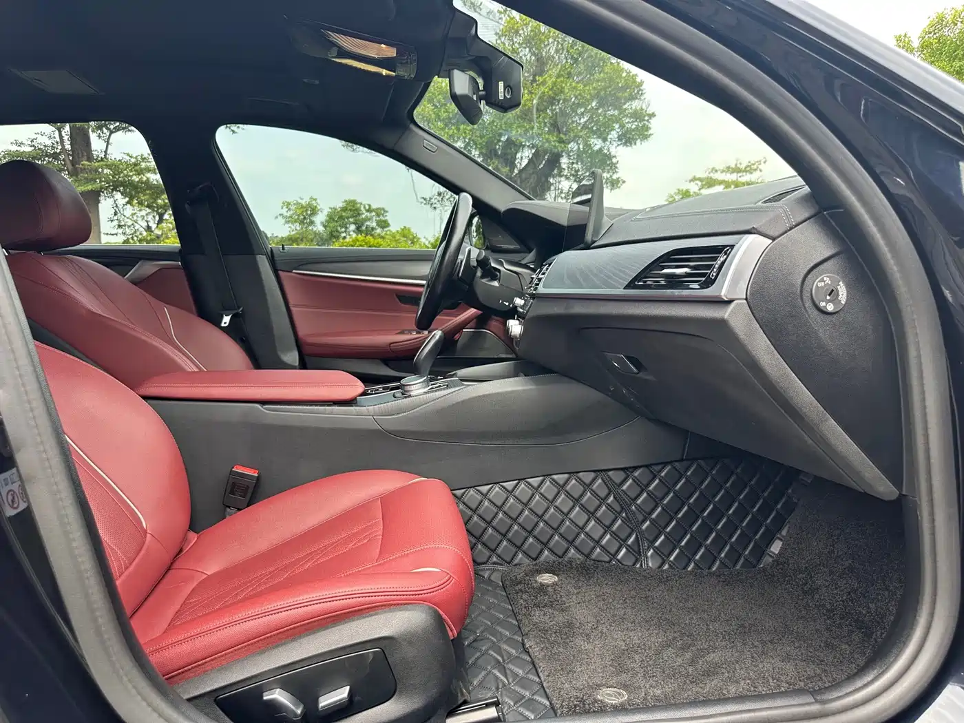 BMW 5 Series, миниатюра 10
