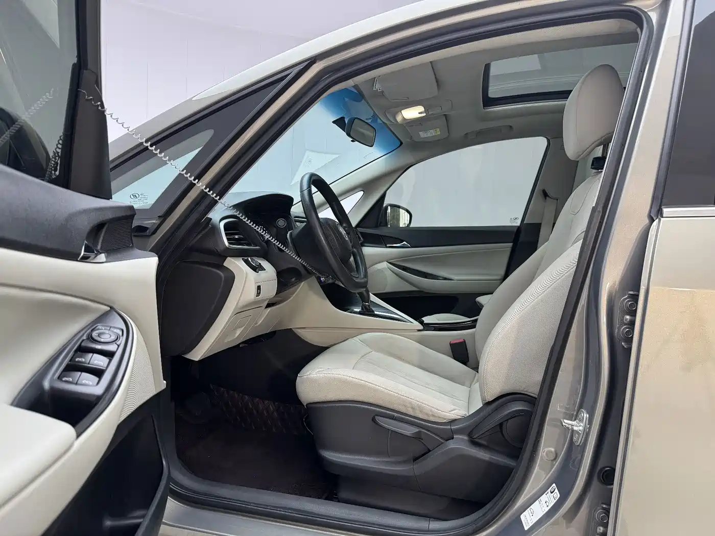 Фото 15 - Buick GL6