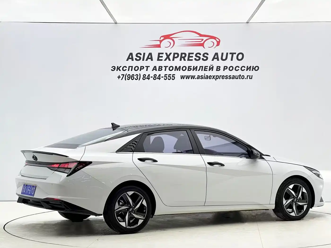 Hyundai Elantra 2022 1.5L CVT GLX Elite Edition фото 4