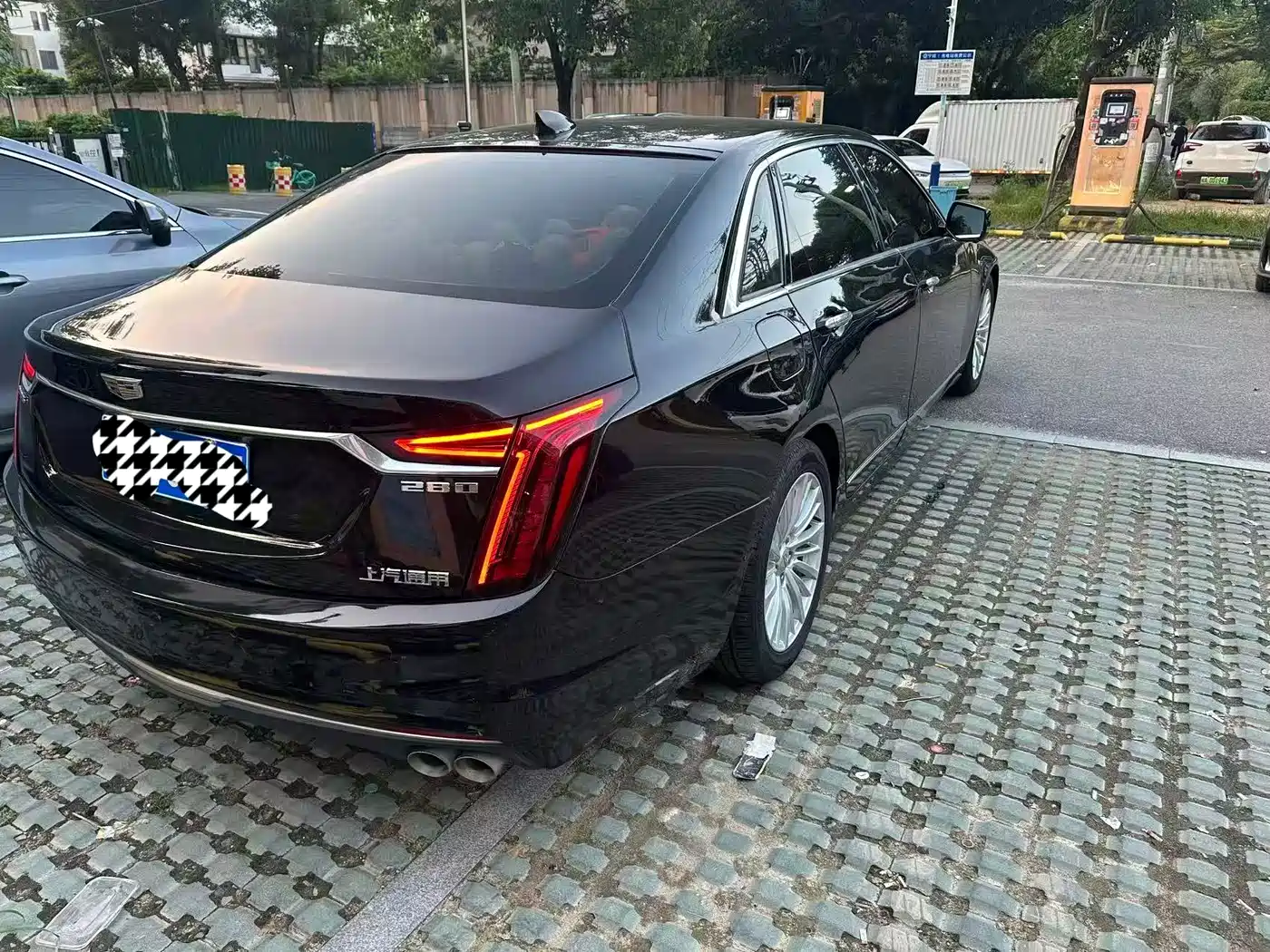Фото 8 - Cadillac CT6