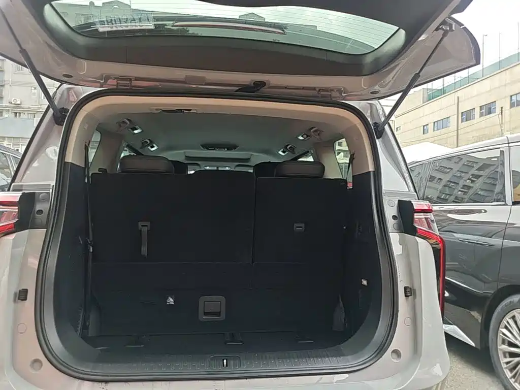 SAIC Maxus Dajia 9 2024 2024 Super Hybrid Ultra Long Range Grassland Edition 7-Seater