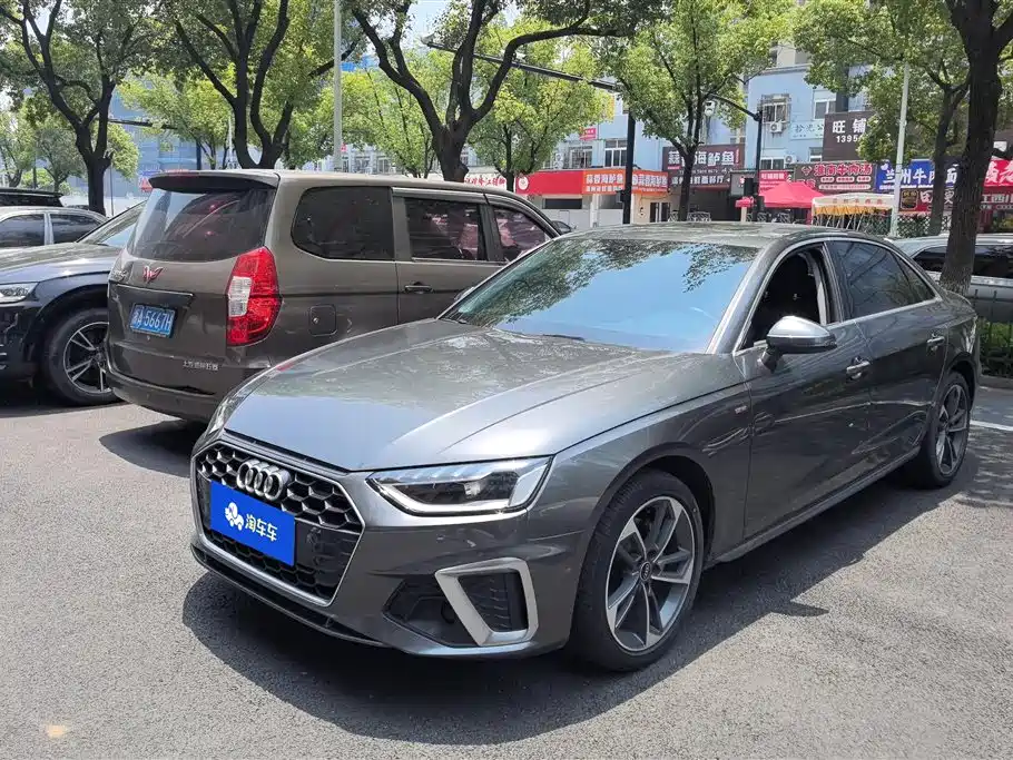 Audi A4L 2022 40 TFSI Fashion Dynamic