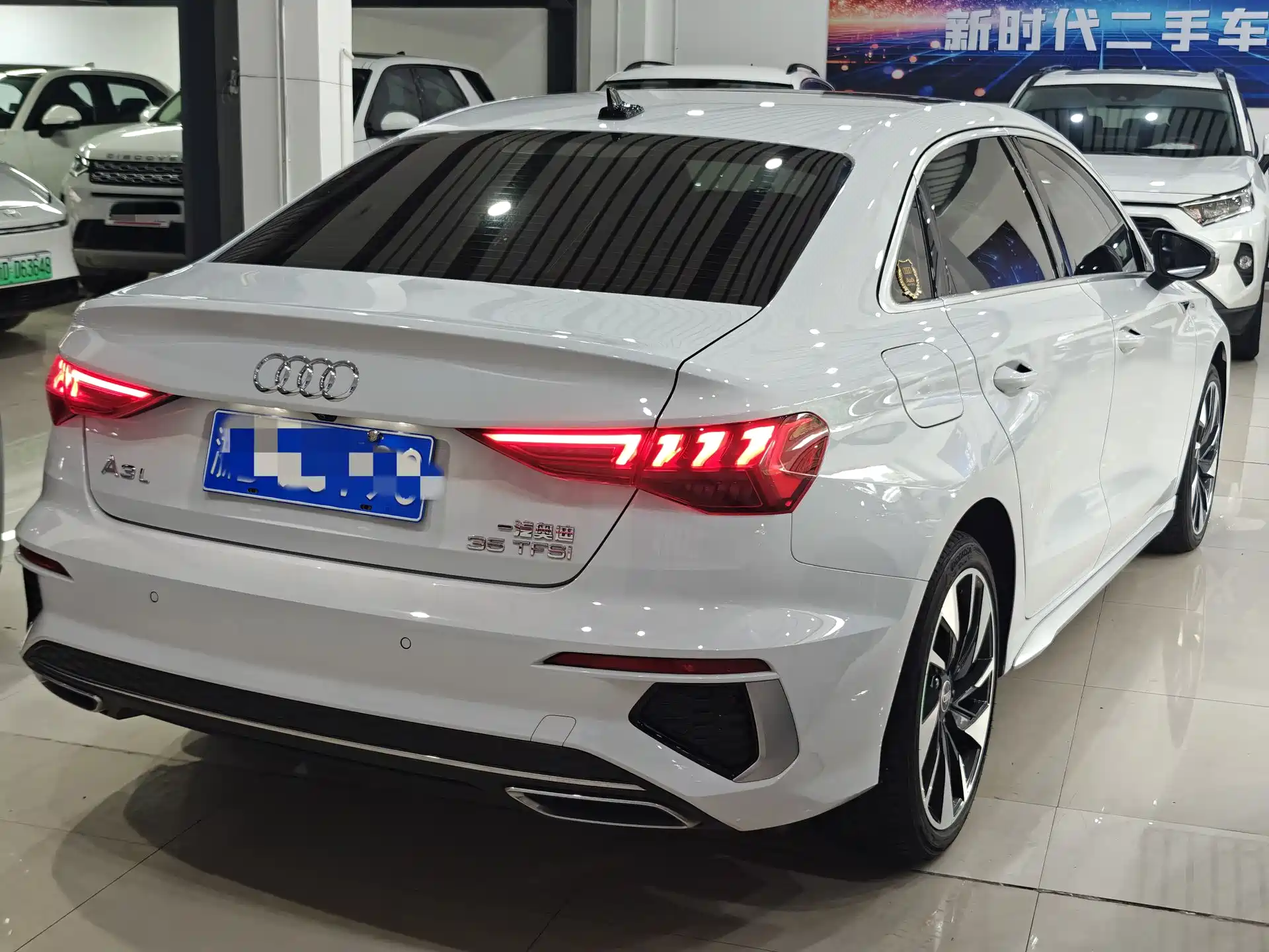Photo 5 - Audi A3
