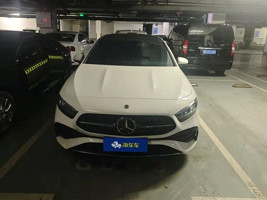 Mercedes-Benz A-Class 2024 A 200 L Fashion Edition фото 2