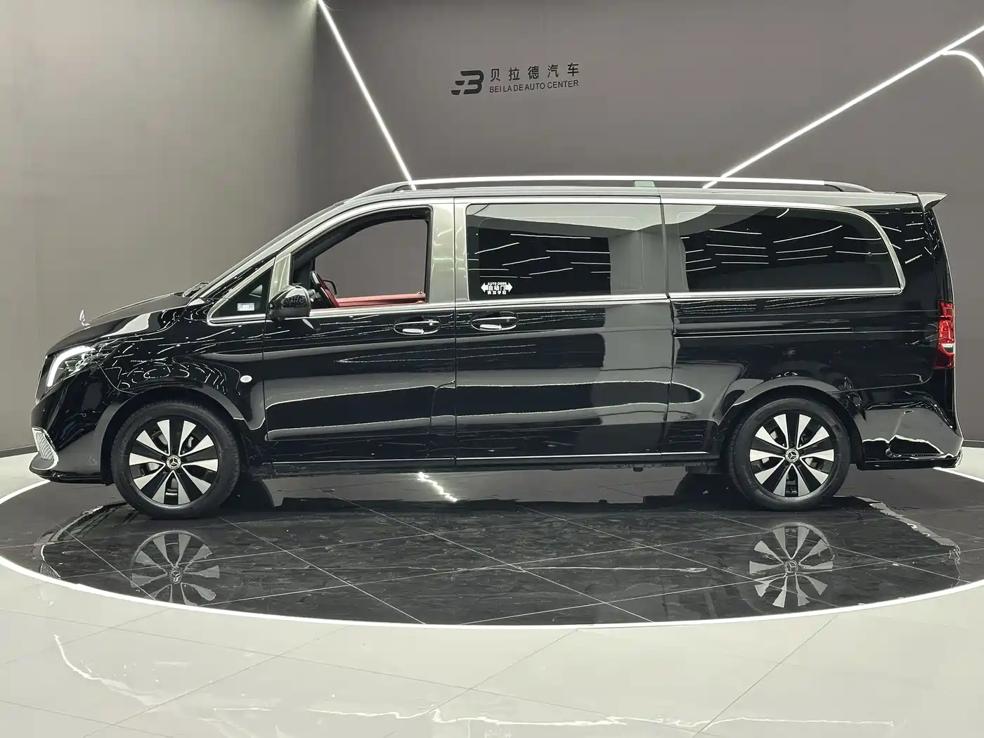 Mercedes-Benz Vito 2021 2.0T Business Edition 7-seater фото 3