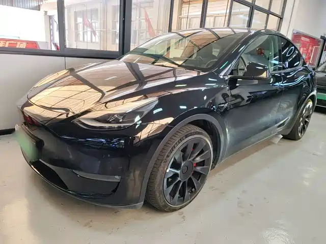 Tesla Model Y 2021