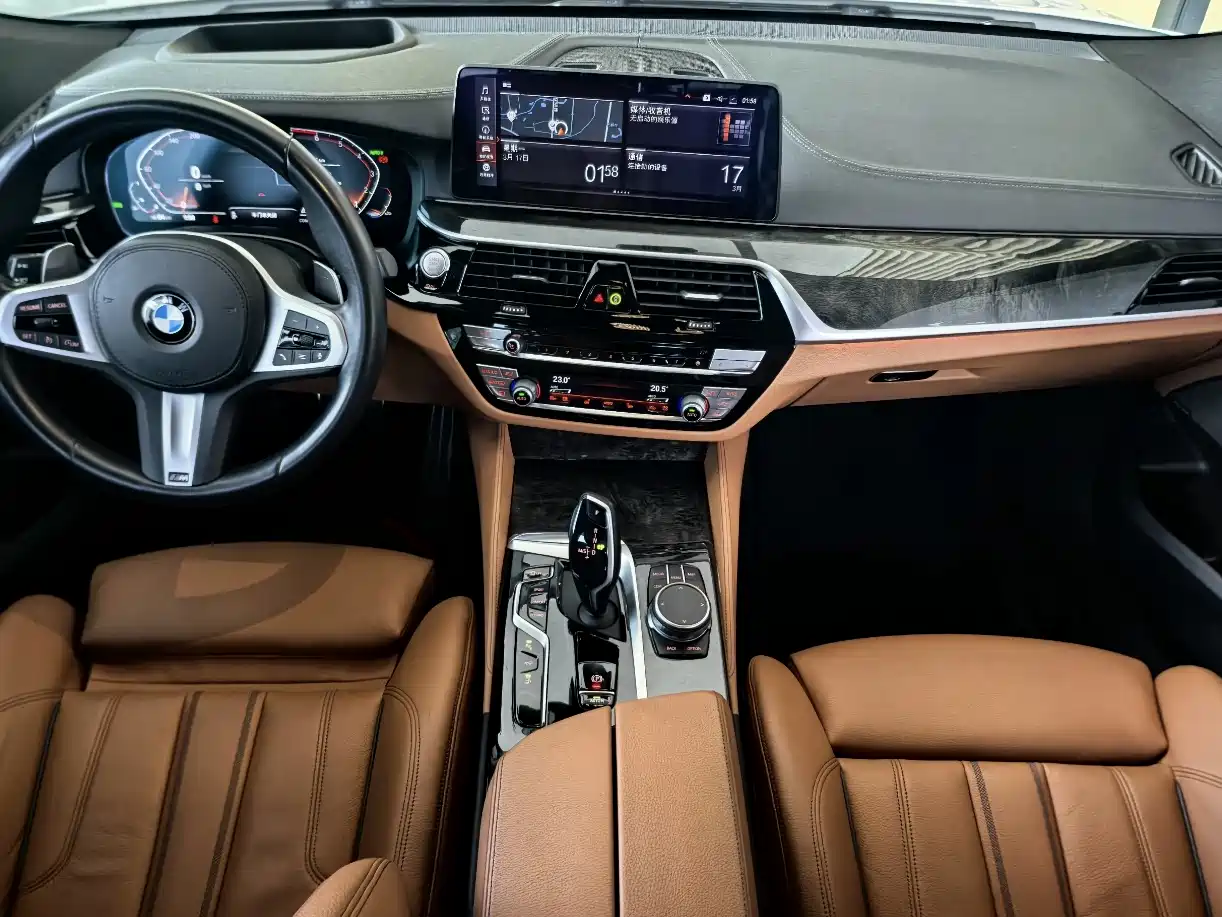 BMW 6 Series GT 2021 630i Luxury Design Package фото 6
