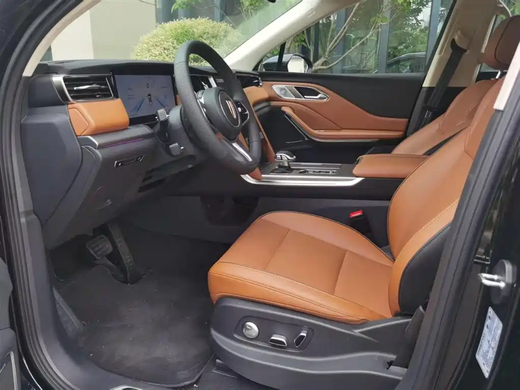 Hongqi HS7 PHEV 2025 2.0T PHEV 4WD 6-Seater Commemorative Edition фото 10