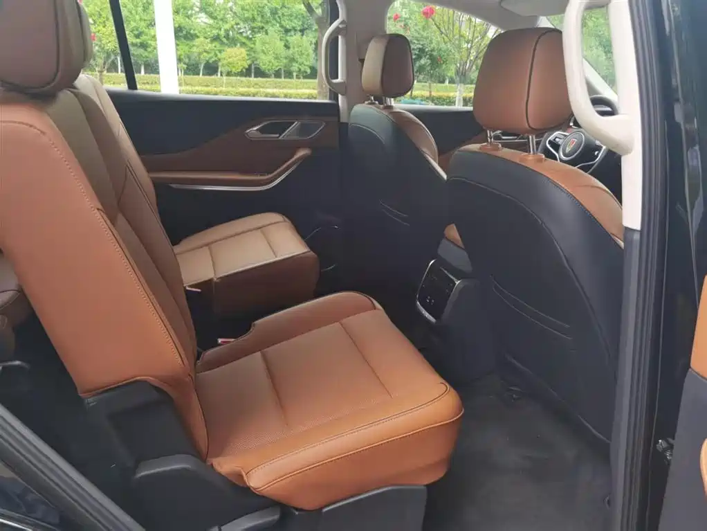 Hongqi HS7 PHEV 2025 2.0T PHEV 4WD 6-Seater Commemorative Edition фото 12