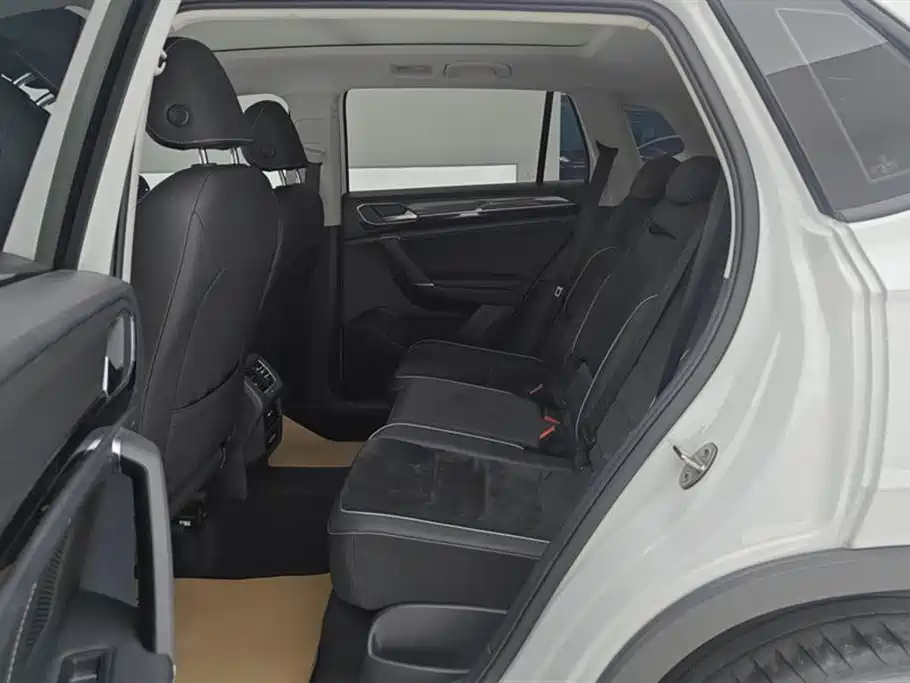 Volkswagen Tayron 2022 380TSI 4WD Luxury Smart Connect Pro фото 11