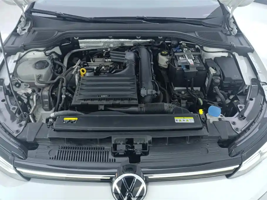 Volkswagen Golf 2023 Facelift 280TSI DSG Pro фото 10