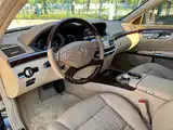 Photo 9 - Mercedes-Benz S-Class
