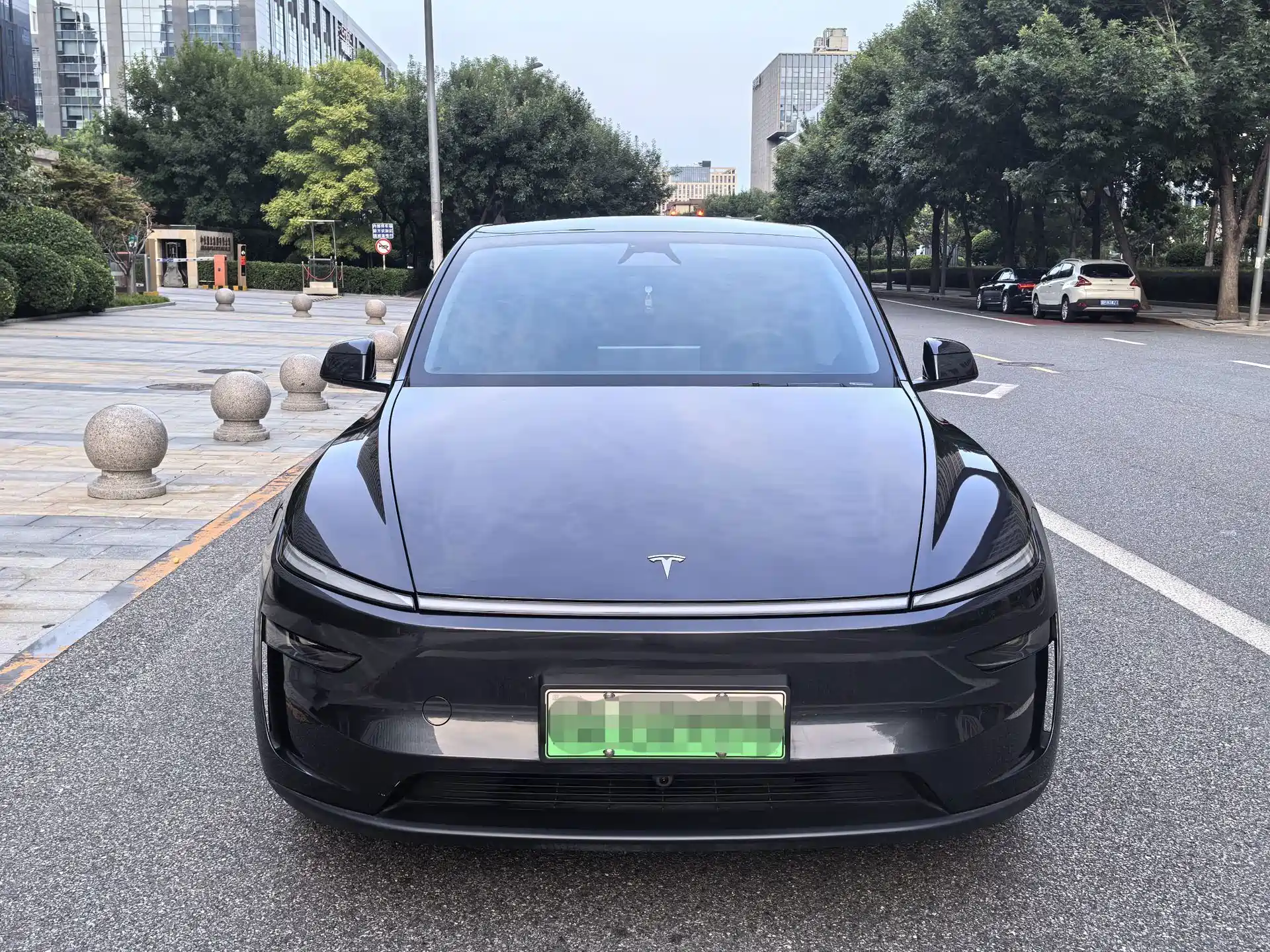 Фото 2 - Tesla Model Y