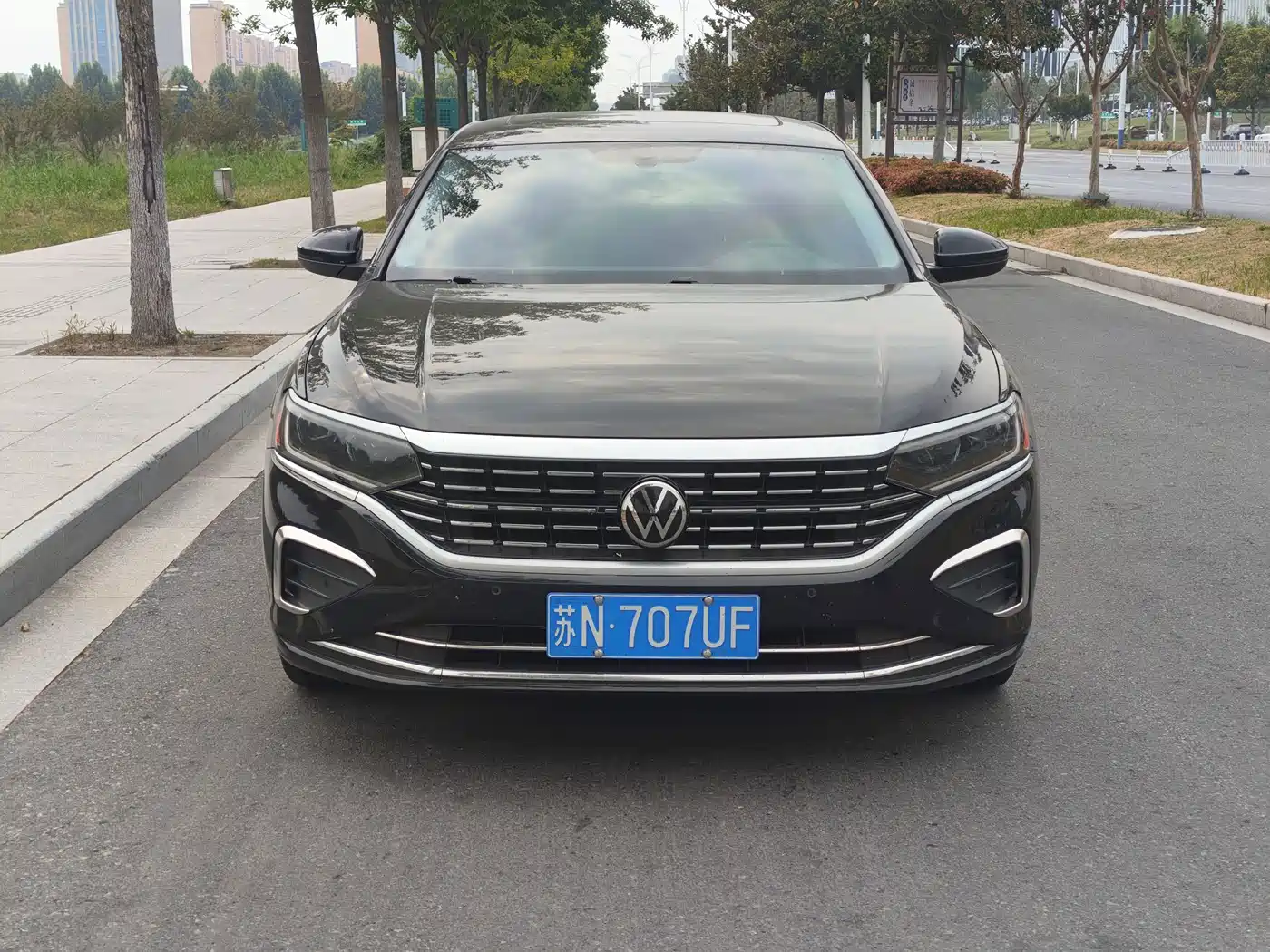 Volkswagen Passat 2025 2024 380TSI Dragon Soaring Edition
