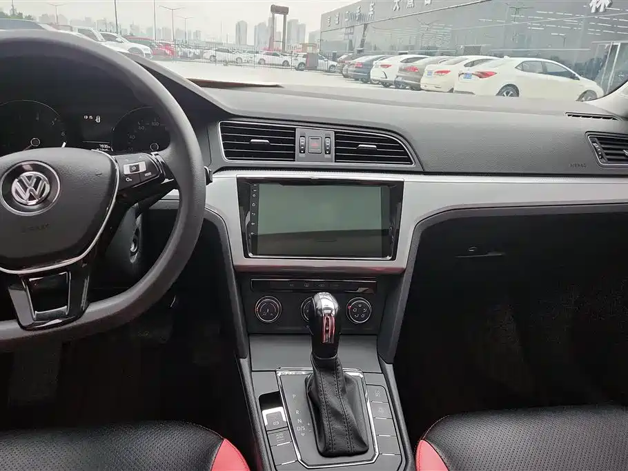 Volkswagen Lamando 2018 230TSI DSG Trend Edition фото 13