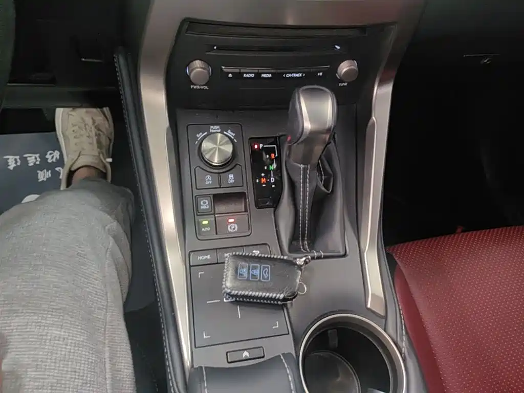 Lexus NX 2018 200 FWD Sharp Edition China VI фото 14