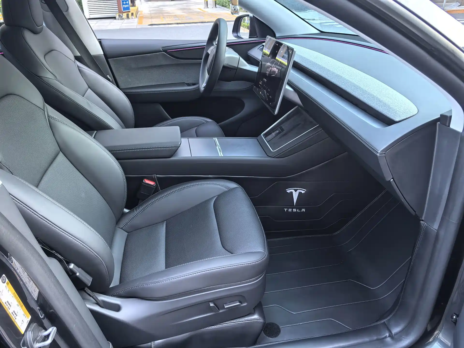Фото 11 - Tesla Model Y