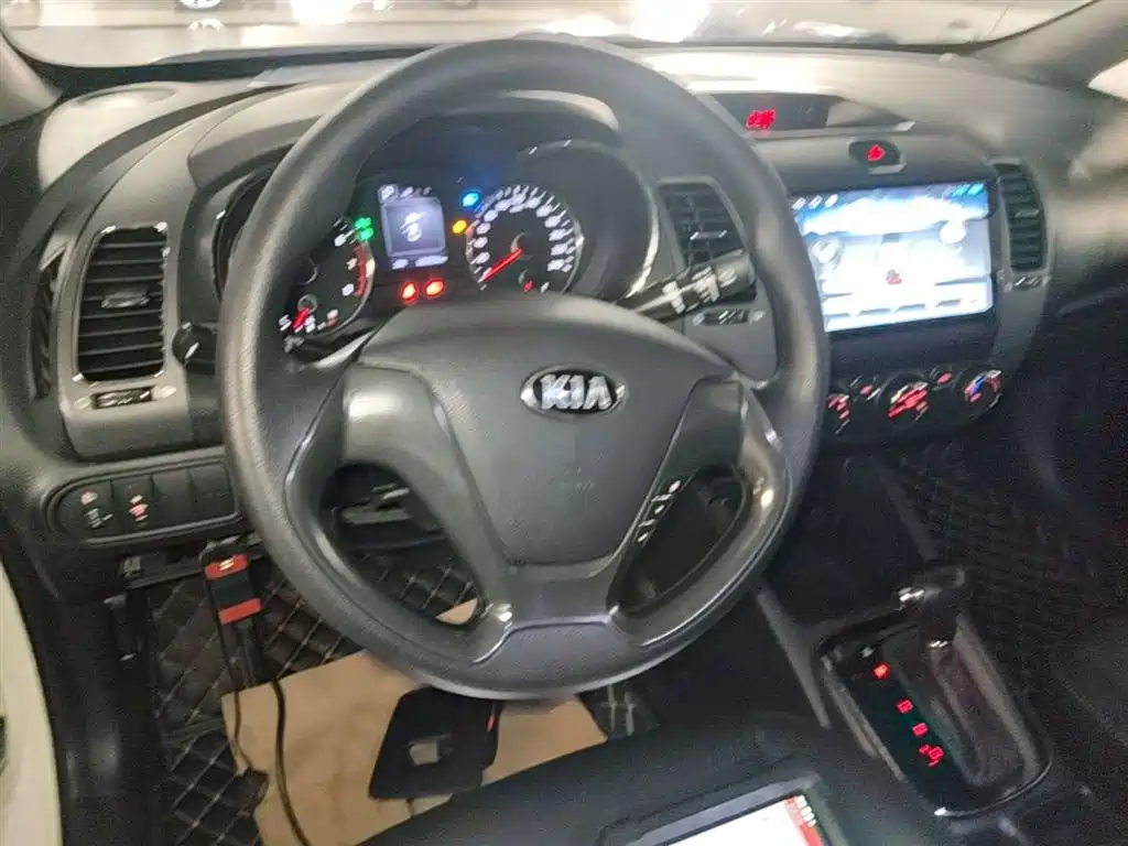 Kia K3 2016 1.6L Automatic GL фото 11