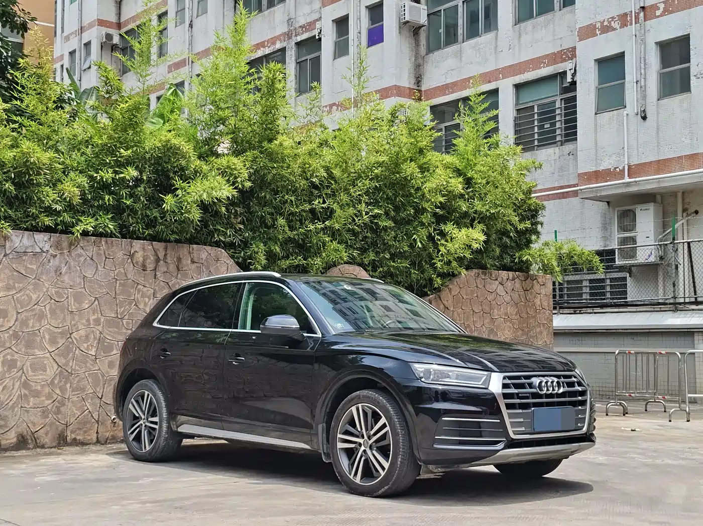 Audi Q5L 2020 40 TFSI Prestige Progressive фото 3