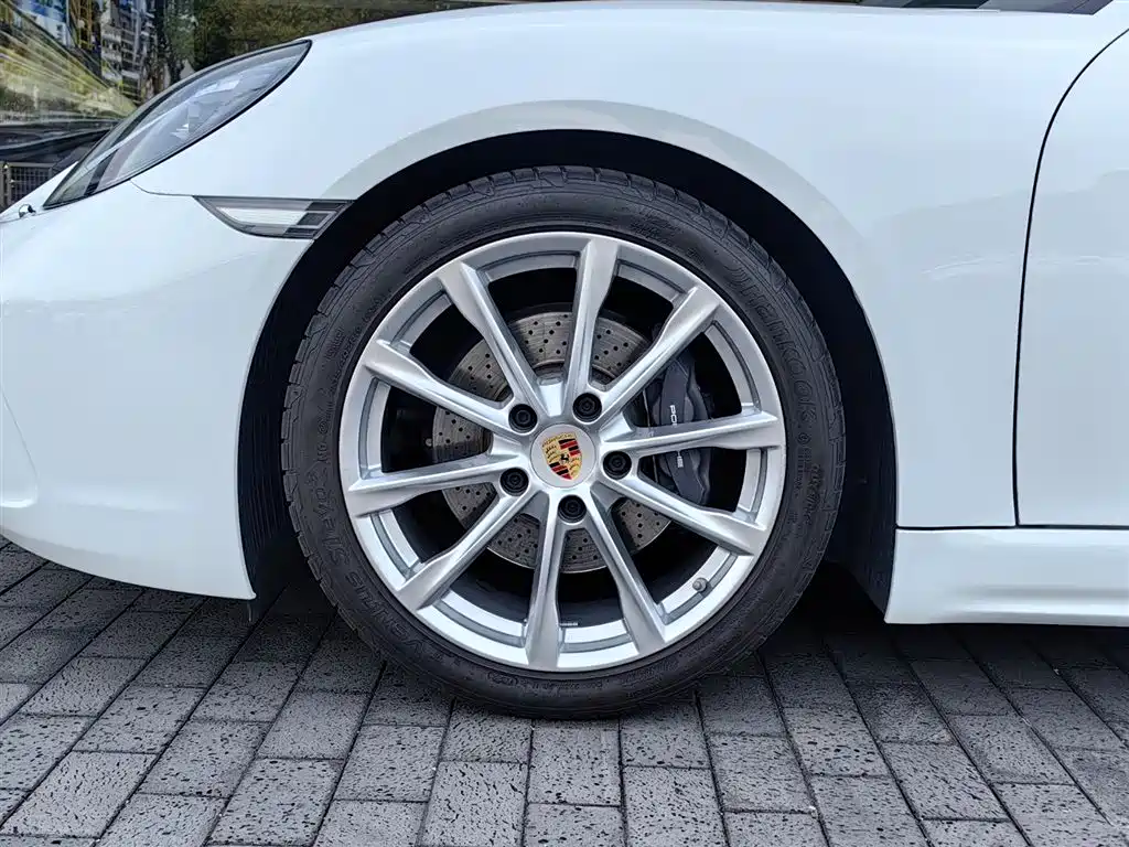 Porsche 718 2022 Boxster 2.0T фото 24