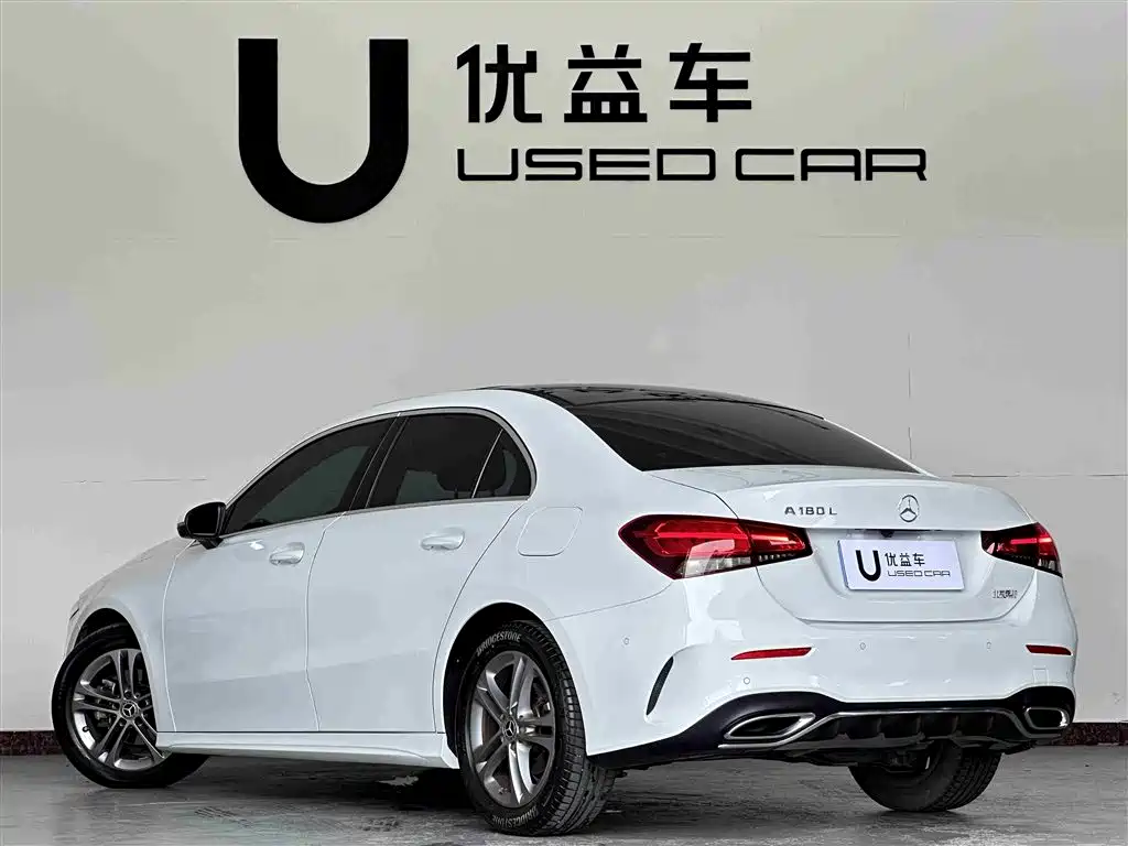 Mercedes-Benz A-Class 2021 A 180 L Sports Sedan фото 7