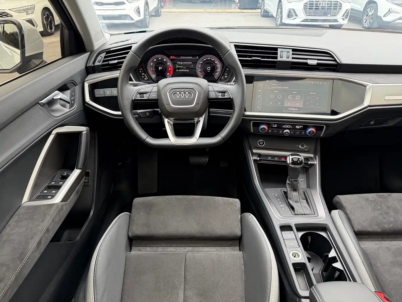 Audi Q3 2022 35 TFSI Fashion Dynamic фото 17