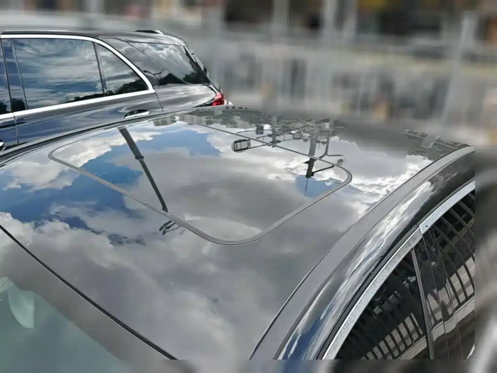 Photo 6 - Mercedes-Benz E-Class