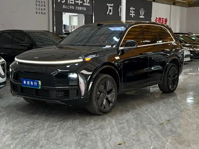 Li Auto Li L8 2025 Max Smart Renewal Edition