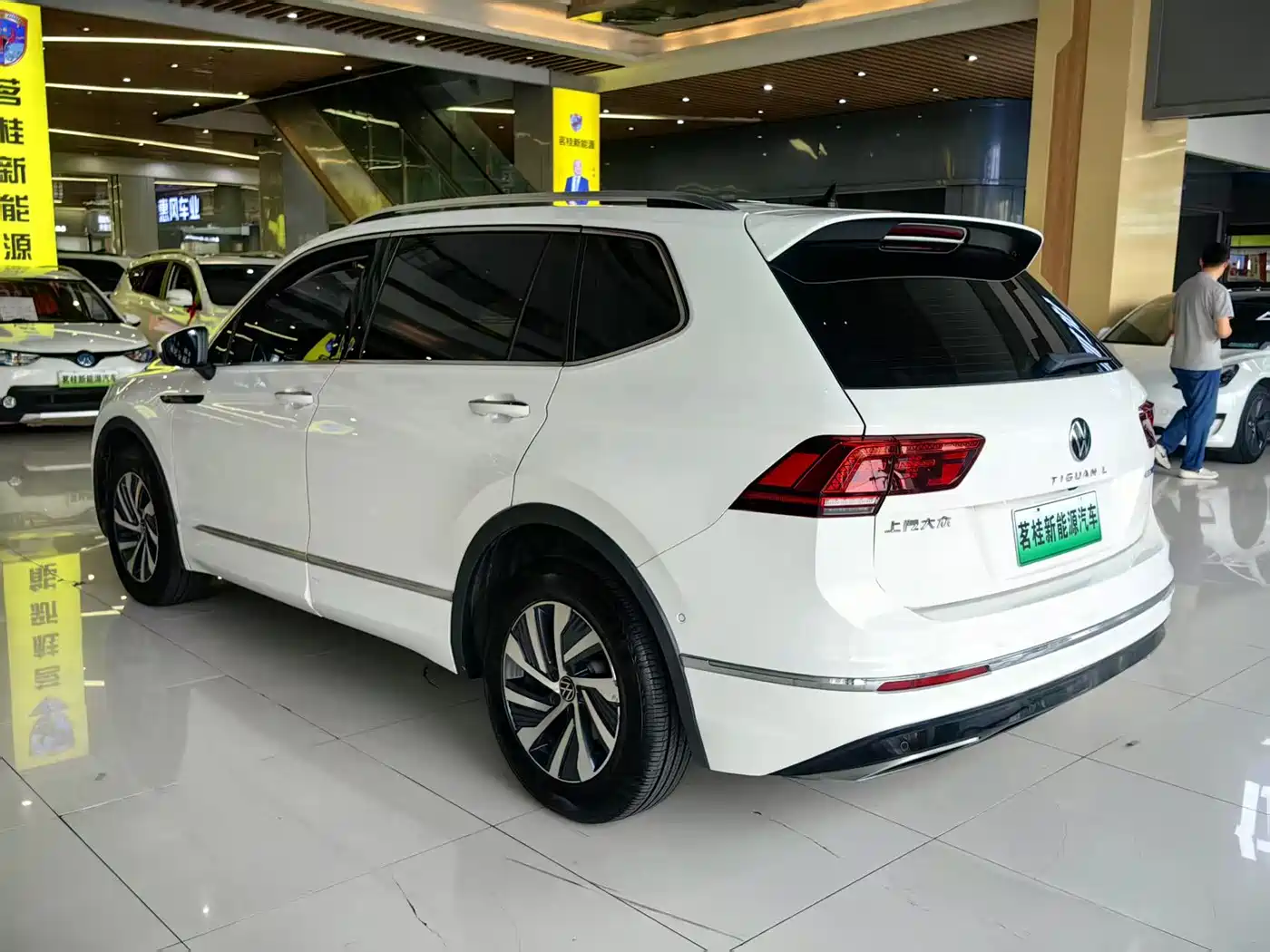 Volkswagen Tiguan L PHEV 2021 430PHEV Plug-in Hybrid Flagship фото 6