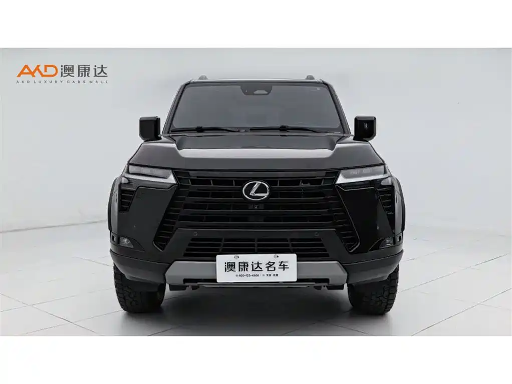 Lexus GX 2024 Summit Edition фото 2