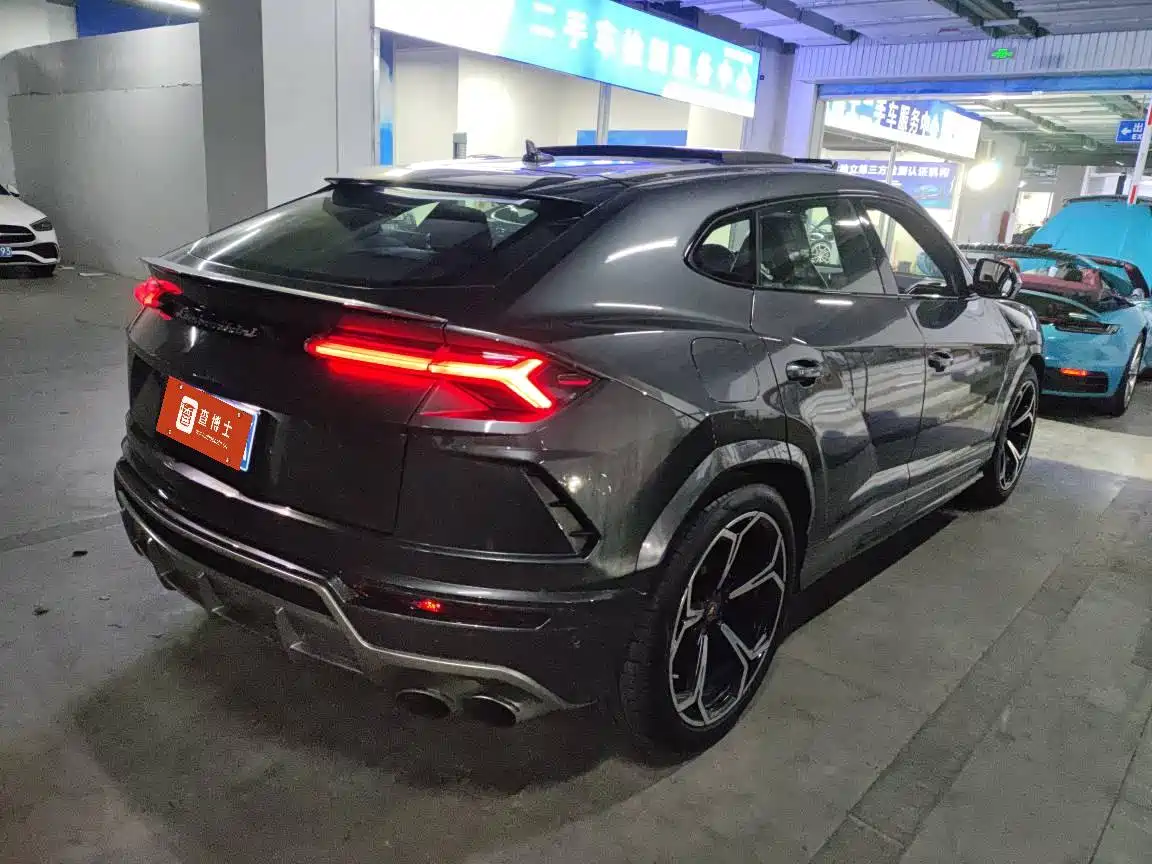 Lamborghini Urus 2019 2018 4.0T V8