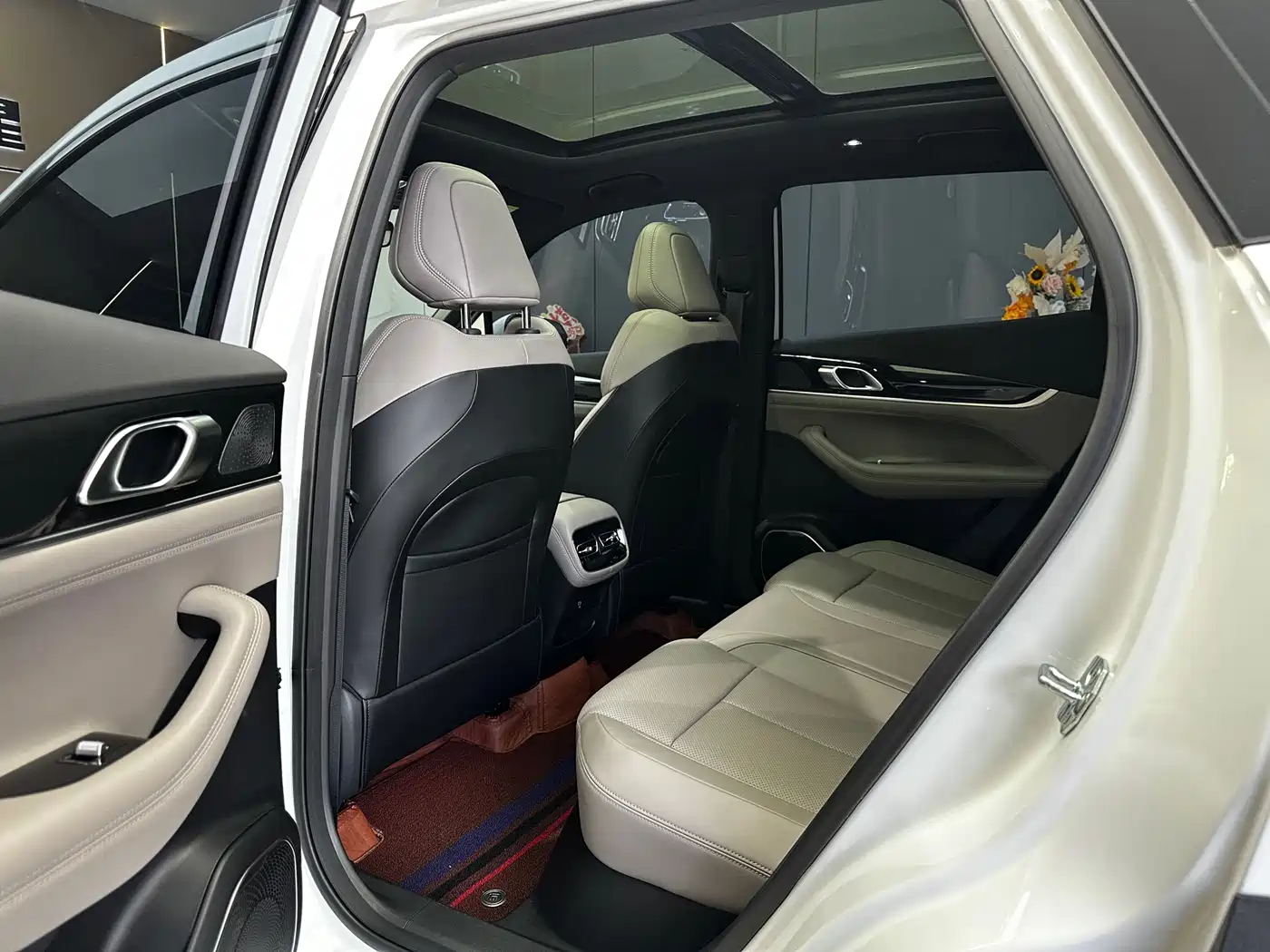 GEELY BOYUE L
