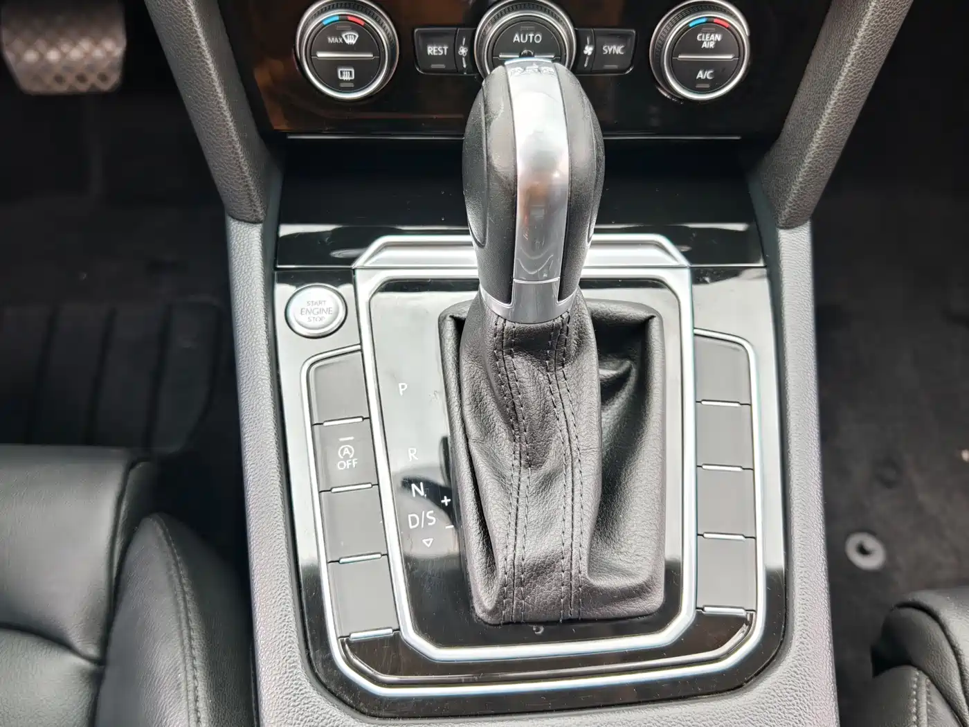 Volkswagen Magotan 2018 Facelift 330TSI DSG Luxury фото 29