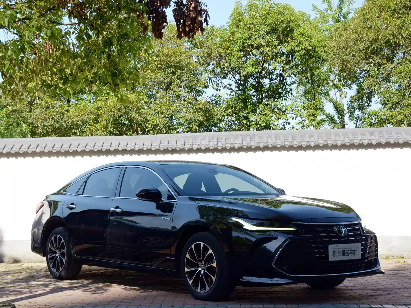 Toyota Avalon 2023 Hybrid 2.5L Luxury Edition фото 13