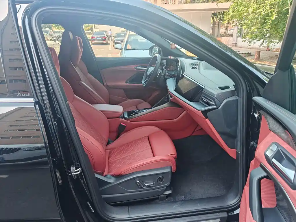 Audi Q5L 2026 2026 Luxury Sport 150kW