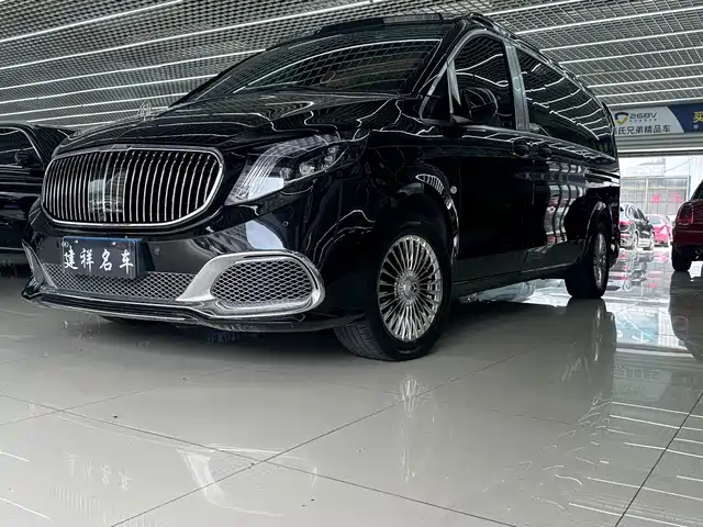 Mercedes-Benz Vito 2024