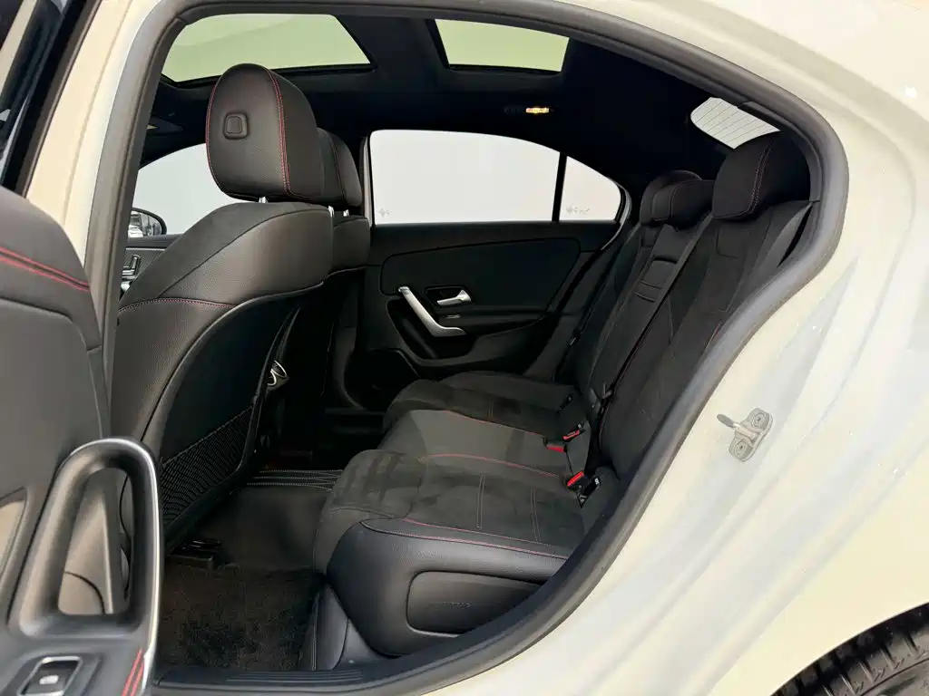 Mercedes-Benz A-Class 2026 2025 A 200 L Fashion Edition