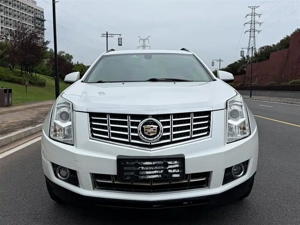 Cadillac SRX 2015 3.0L Comfort фото 2