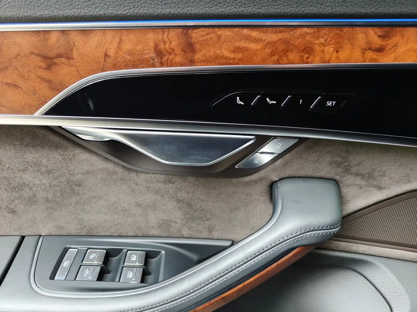 Audi A8 2019 Plus A8L 50 TFSI quattro Luxury фото 8