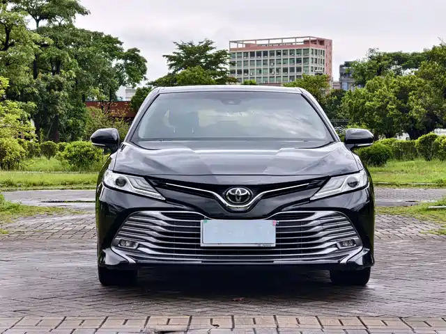 Toyota Camry 2019 Facelift 2.5G Luxury Edition — фото 2
