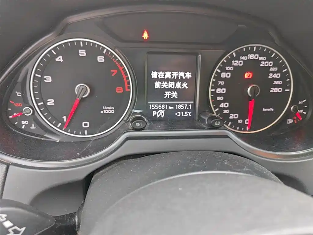Audi Q5 2015 40 TFSI Technology фото 19