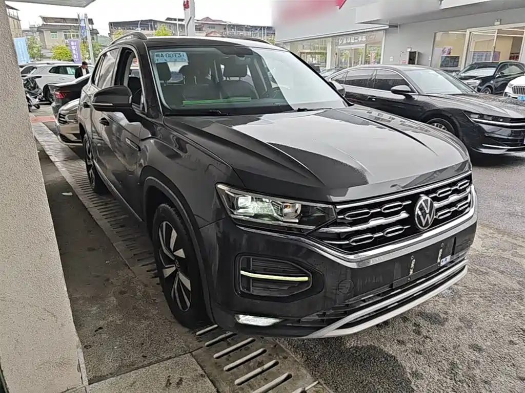 Volkswagen Tayron 2021 330TSI 2WD 3rd Anniversary Limited Edition фото 4