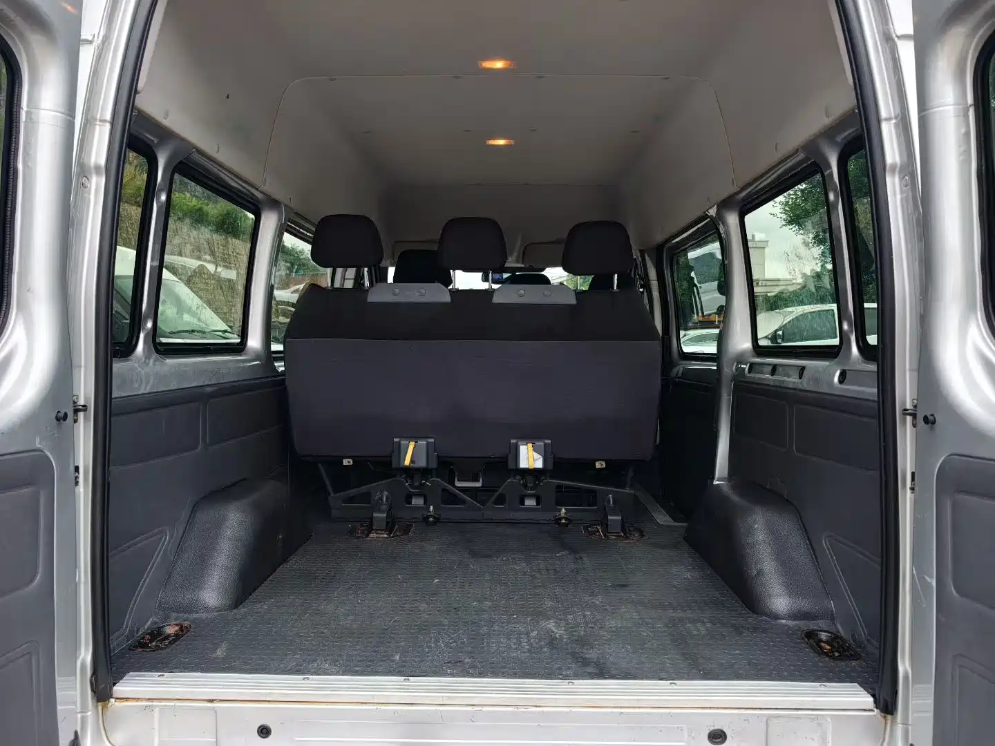 Photo 6 - Ford New Generation Transit