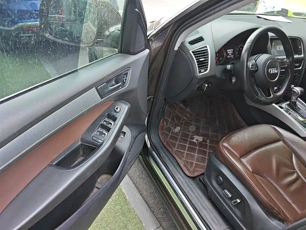 Audi Q5 2015 40 TFSI Technology фото 23