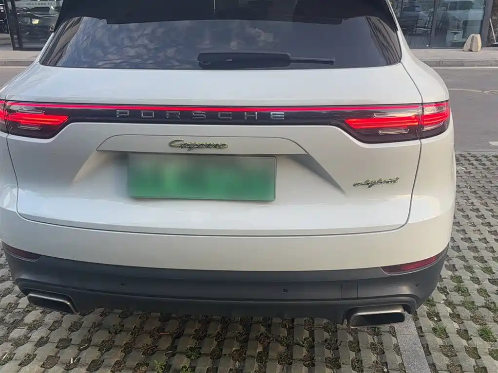 Porsche Cayenne New Energy 2019 Cayenne E-Hybrid 2.0T фото 5