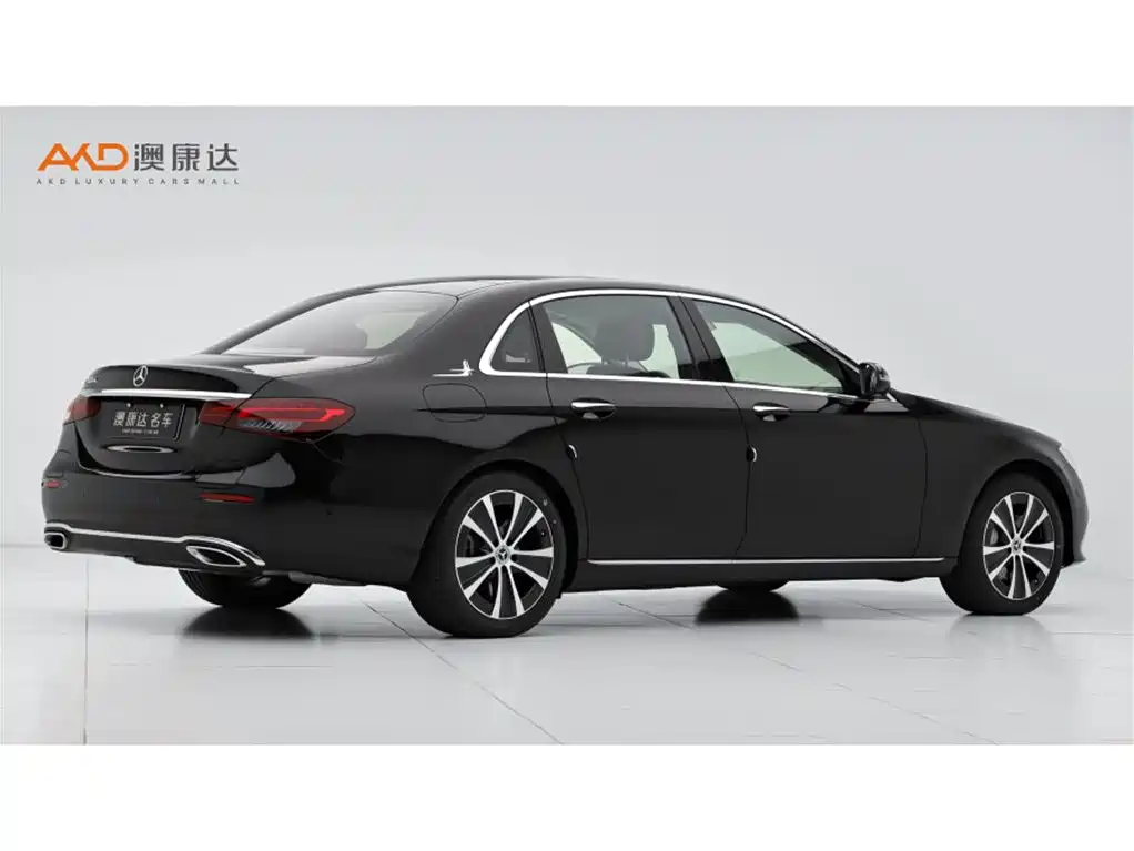 Mercedes-Benz E-Class New Energy 2023 E 350 e L Plug-in Hybrid Sedan фото 3