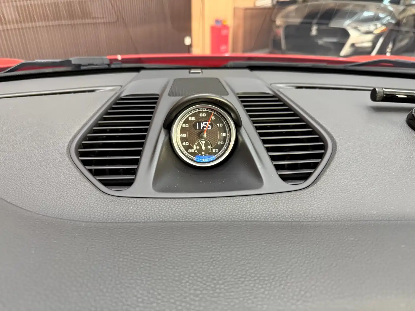 Porsche 911 2016 Carrera 4S 3.0T фото 24